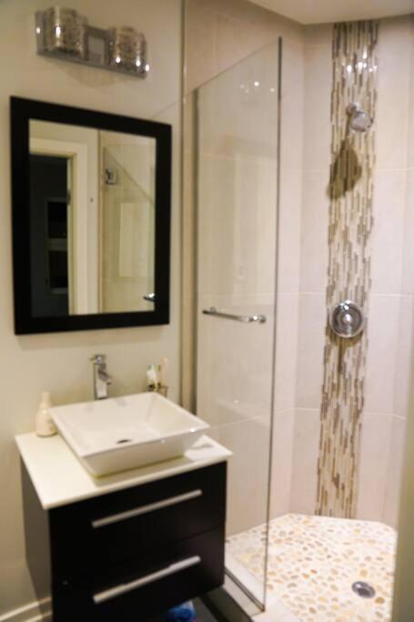 Nice And Cozy. Sleeps 5. Apartment Chicago Luaran gambar